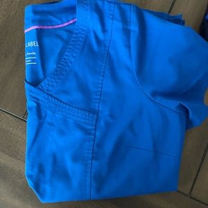 WOMENS HEALING HANDS SCRUB TOP